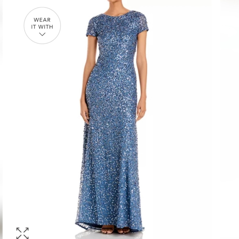 Adrianna Papell Evening gown. Size 6 NWT!! Wedding, prom, night out..